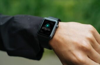 Návod – Jak snadno vypustit vodu z Apple Watch