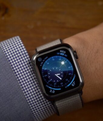 Návod – Jak odebrat aplikace ze seznamu komplikací v Apple Watch