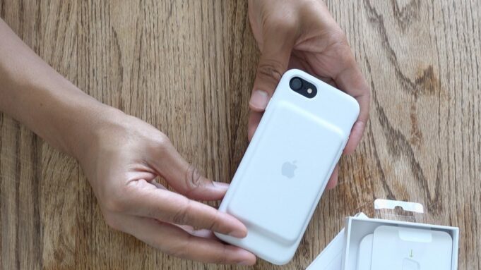 Pouzdro Smart Battery Case pro iPhone 7 je kompatibilní s iPhone SE