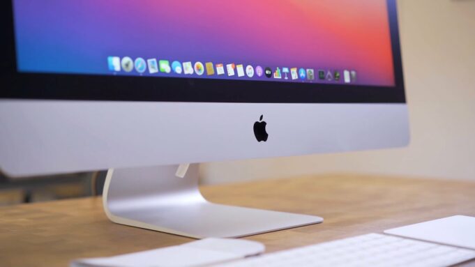 27″ iMac 2020. Návrat krále?
