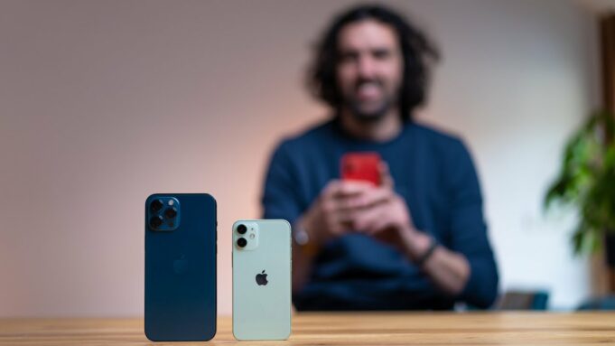 iPhone 12 mini & 12 Pro Max – DVA EXTRÉMY!