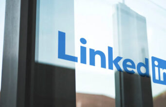 Data získaná z 500 milionů profilů LinkedIn se prodávají na populárním hackerském fóru