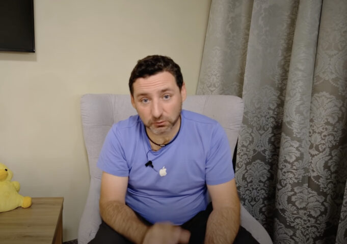 Jan Březina – iPad mini, Apple Watch S7 a iPhony 13 v kostce