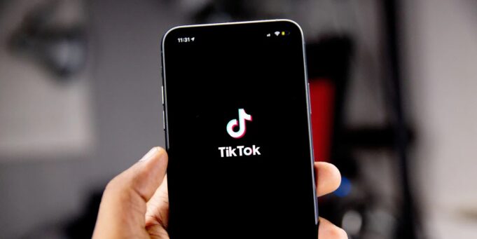 TikTok obdržel aktualizaci, která přidává tlačítko pro resetování kanálu „Pro vás“