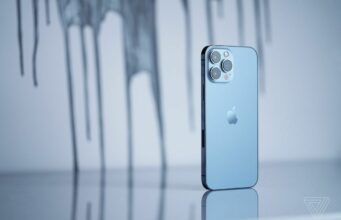Jak si vede iPhone 13 Pro Max u recenzentů? Přečtěte si první recenze!