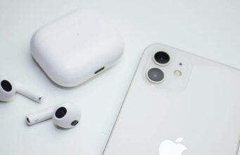 Prodej AirPods klesl ve třetím čtvrtletí o třetinu