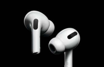 Návod – Co dělat, když se jeden z AirPodů nenabíjí?