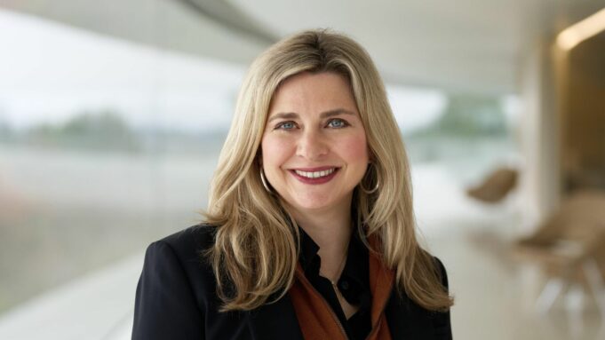 Kristin Huguet Quayle byla jmenována novou viceprezidentkou Apple pro podnikovou komunikaci