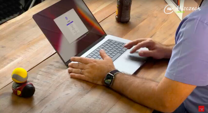 Jan Březina – Nabušený MacBook Pro s M1 Max mi konečně dorazil