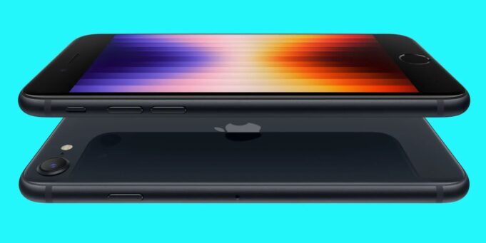 Apple údajně zatím nesnížil výrobu iPhone SE třetí generace