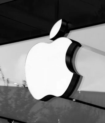 Zaměstnanci Apple Store v St. Louis stáhli žádost o vytvoření odborů