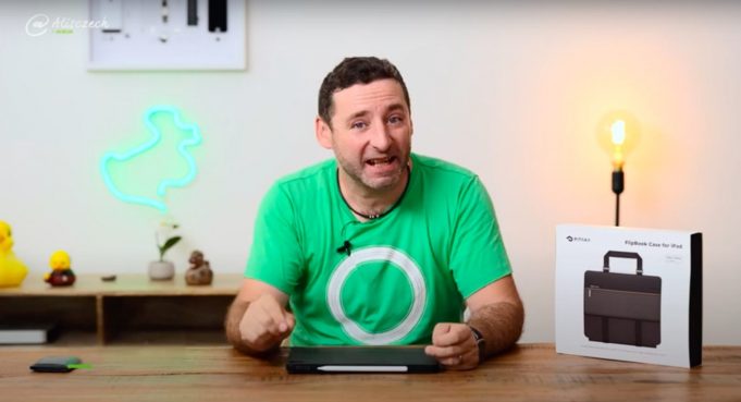 Jan Březina – Pitaka FlipBook Case: Chcete iPad s ušima?