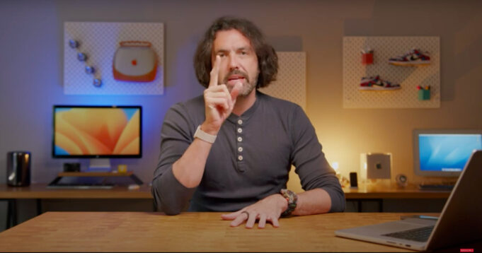 Petr Mára – Jak nás Facebook odposlouchává? A co dělá nový Lockdown mód v iOS 16?