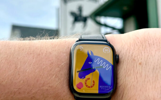 Jak vypadá nový ciferník „Lucky Horse“ pro Apple Watch Hermès?