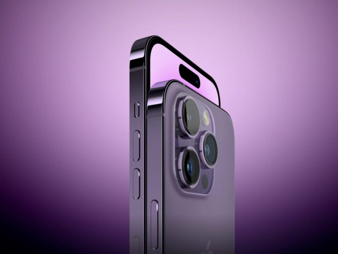 Apple uznal, že uživatelé iPhone 14 Pro Max mohou na displeji iPhonu vidět blikající vodorovné čáry