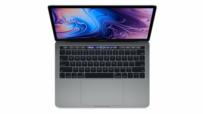Majitelé MacBooku Pro s vadnou klávesnicí nyní dostávají e-maily o nároku na odškodnění