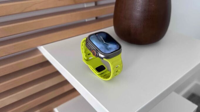 Nomad představil novou verzi oblíbeného řemínku Nomad Sport Band pro Apple Watch