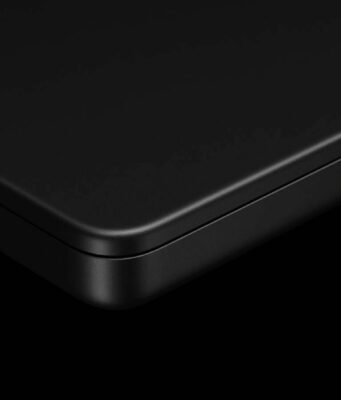 Skládací MacBook bude drahý téměř stejně jako Vision Pro