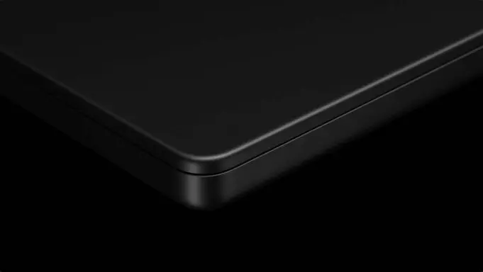Skládací MacBook bude drahý téměř stejně jako Vision Pro