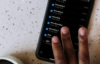 Vybírejte více položek rychleji pomocí tohoto jednoduchého gesta na iPhonu