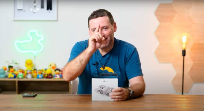 Jan Březina – Můžete s DJI NEO dělat boží dronová videa bez ovladače? (Alisczech vol. 999)