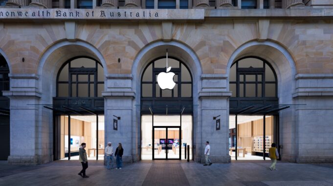 Apple otevřel svou nejnovější prodejnu na Forrest Place v Perthu
