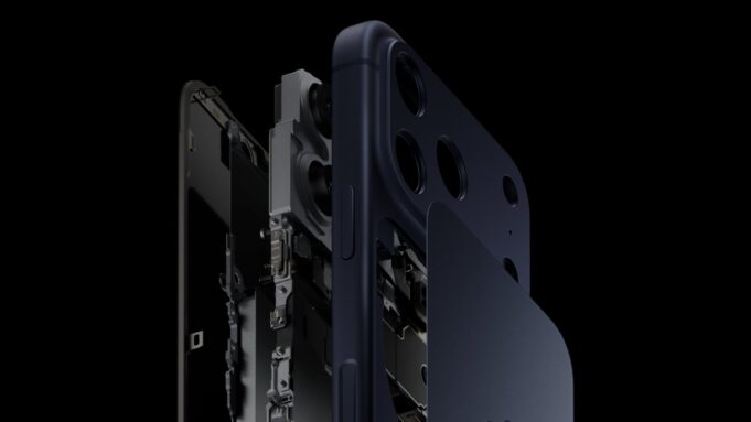 Teardown iPhonu 17 Pro odhaluje nové interní řešení a větší baterie