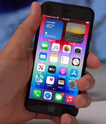 Apple aktualizoval seznam zastaralých produktů: Nově mezi „zastaralé“ patří iPhone SE 1. generace a iPad Pro 12,9“ 2. generace