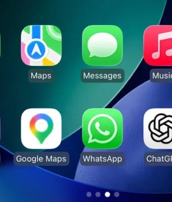 CarPlay tento týden získal tři populární aplikace: ChatGPT, Google Meet a Audiomack
