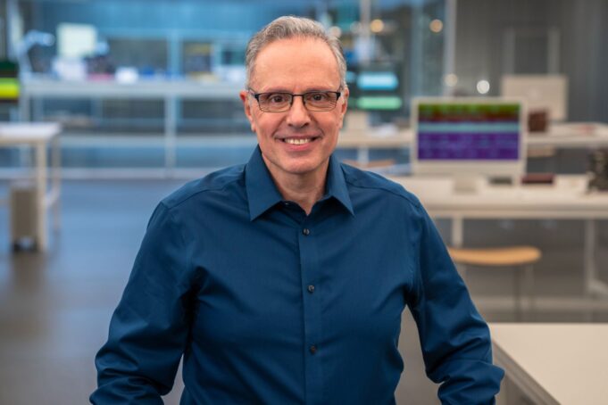 Johny Srouji se chystá převzít rozšířenou roli ředitele pro hardwarové technologie společnosti Apple