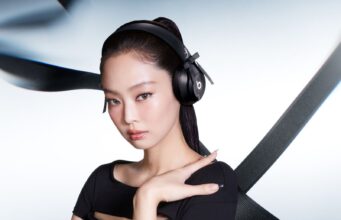 Beats oznamuje navazující partnerství s JENNIE a vydal novou limitovanou verzi sluchátek Solo 4