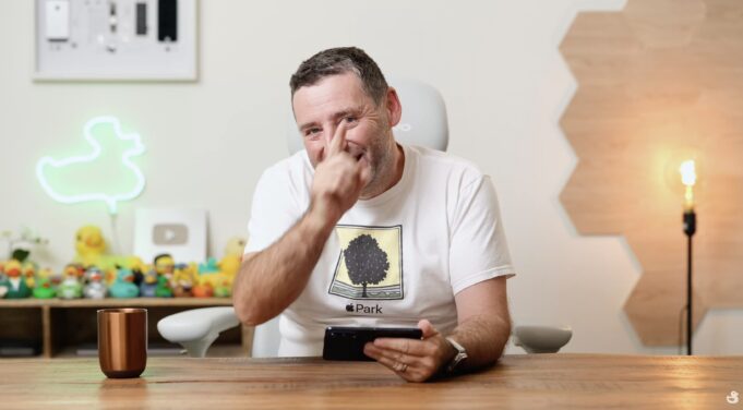 Jan Březina – Apple uklízí a představil MacBook Pro M6 a iMac M6 (Alisczech vol. 1411)
